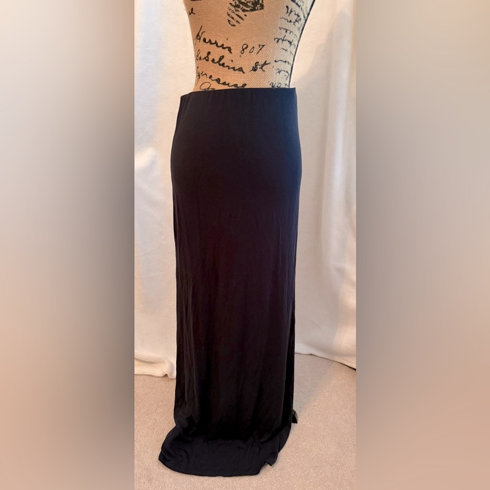 Elie Tahari Navy Blue Long Skirt with Unique back pleating